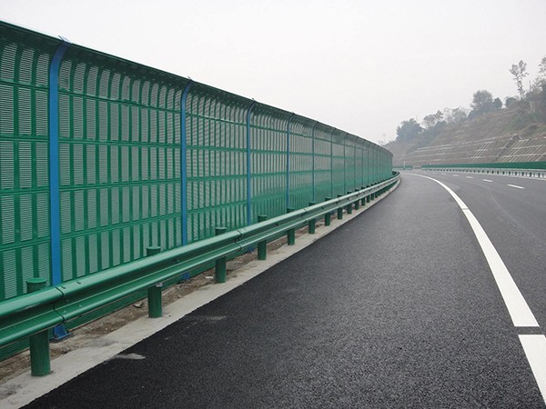 道路聲屏障 道路聲屏障